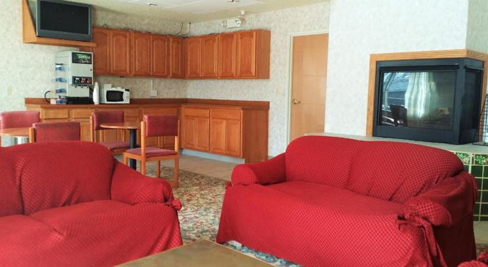 Budget Host Inn (Sunset Motel) - From Web Listing (newer photo)